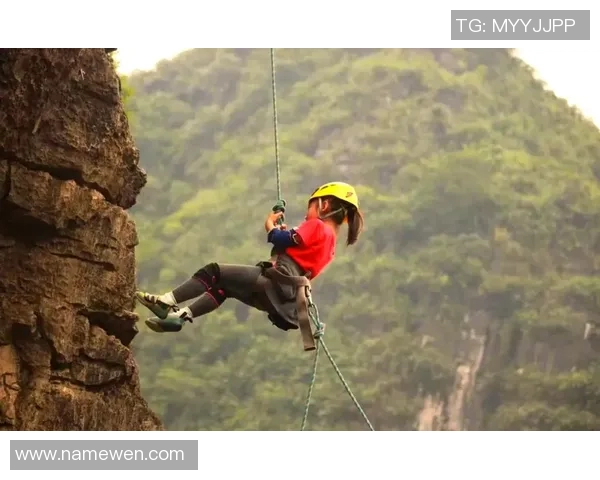 极限运动的边缘探索成都极限运动队的渗透与挑战之旅