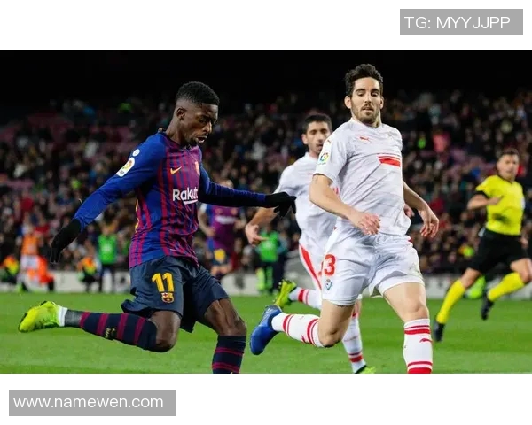 利物浦与巴塞罗那首发阵容对比分析及战术解读 利物浦与巴塞罗那首发阵容对比分析及战术解读