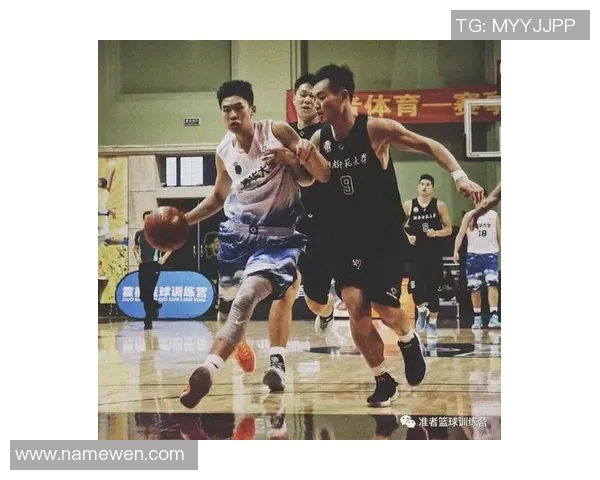 前进之前鹰与海尔蒙特的激烈对决展现篮球魅力与团队精神 前进之前鹰与海尔蒙特的激烈对决展现篮球魅力与团队精神