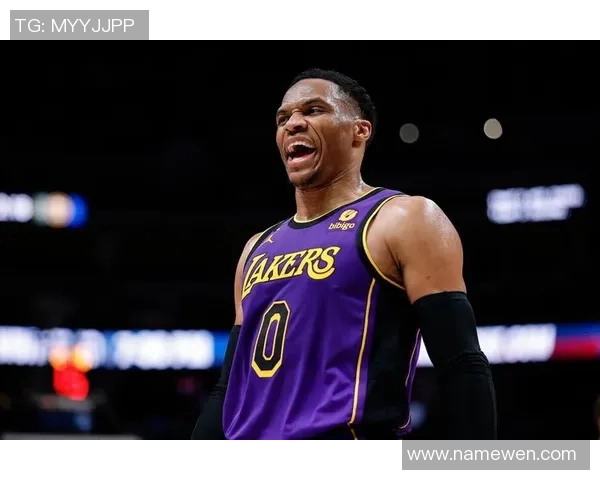 湖人雄鹿激战正酣双方全力以赴争夺胜利荣耀