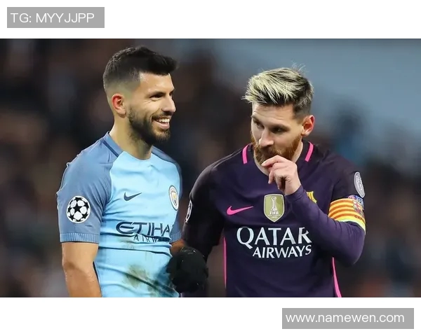 哈维西蒙斯：从年轻天才到足球场上的璀璨明星之路