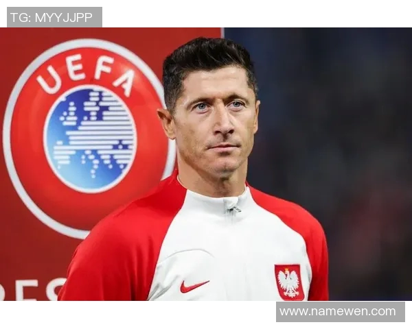 莱万带领球队再创辉煌赛季，球迷期待新纪录的诞生与精彩表现