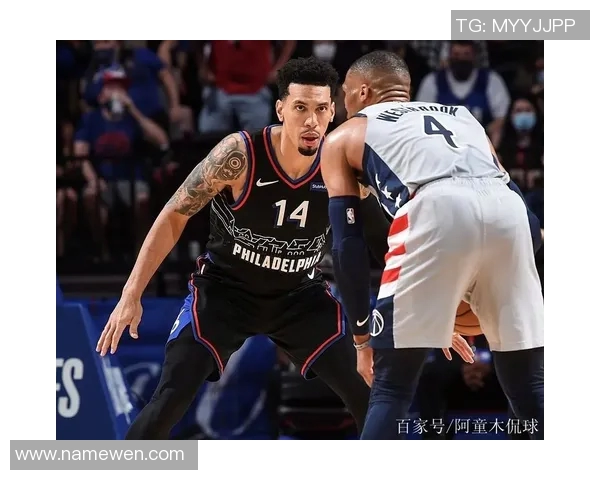 达尼洛的足球之路：从青涩少年到赛场巨星的成长历程